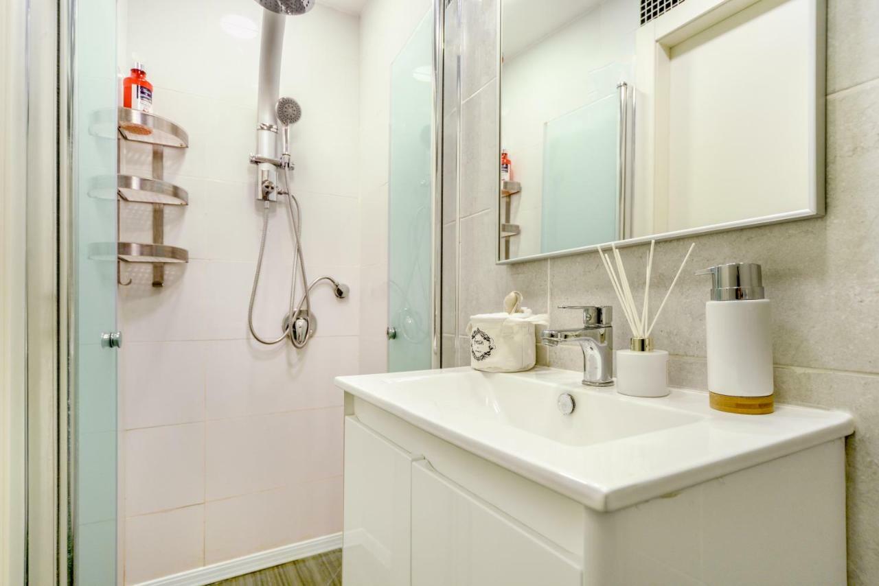Hahavatselet Suite - Isrentals Jerusalem Exteriör bild
